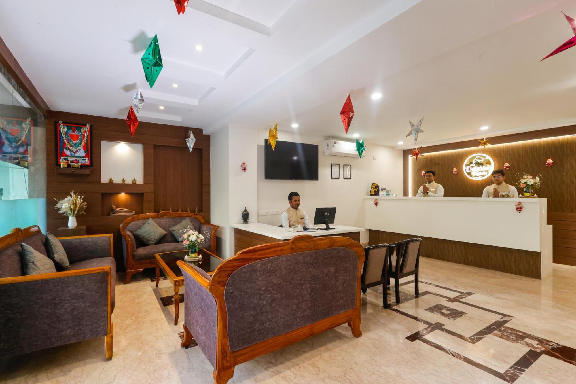 Hotel Dolphin International Varanasi Luaran gambar