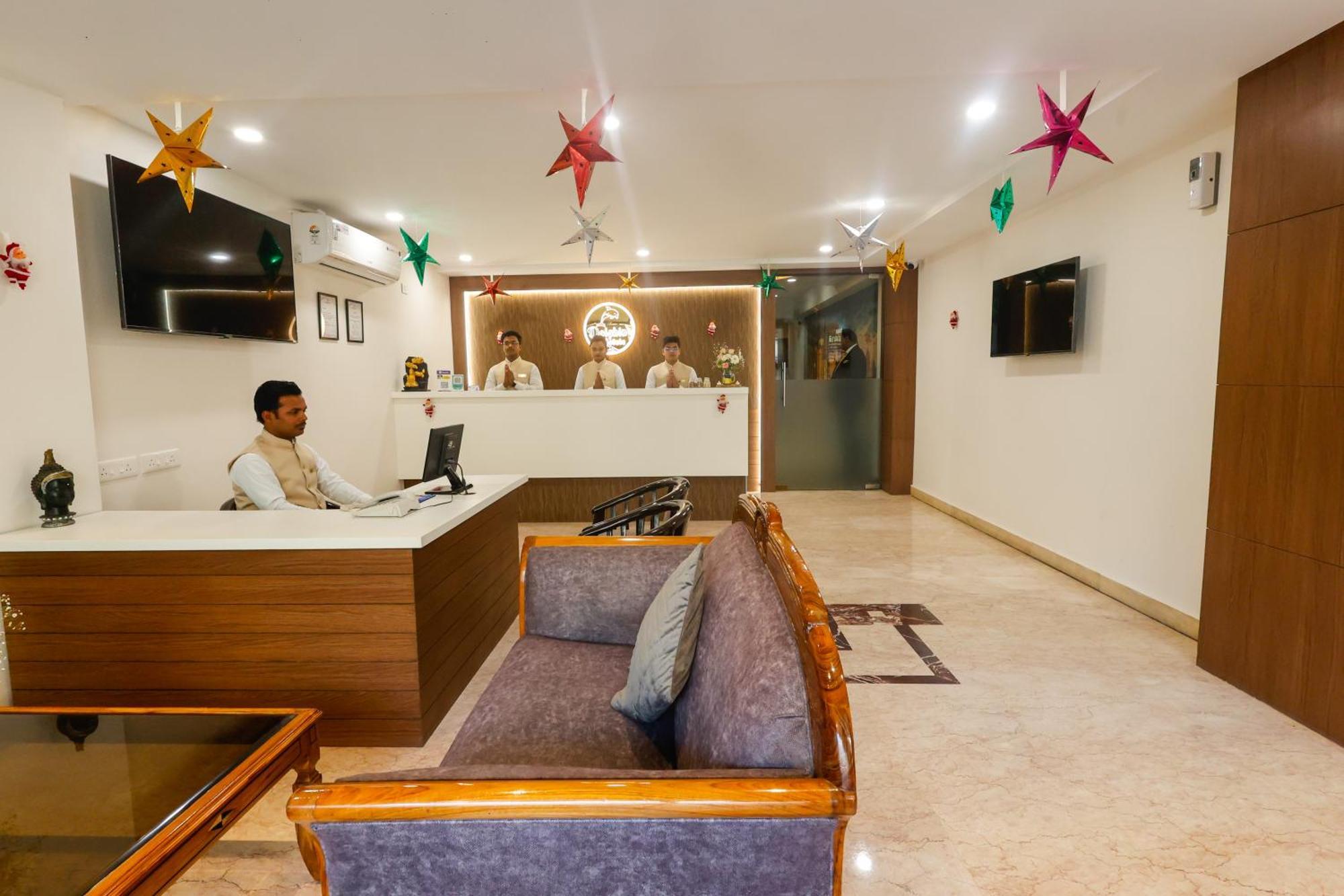 Hotel Dolphin International Varanasi Luaran gambar