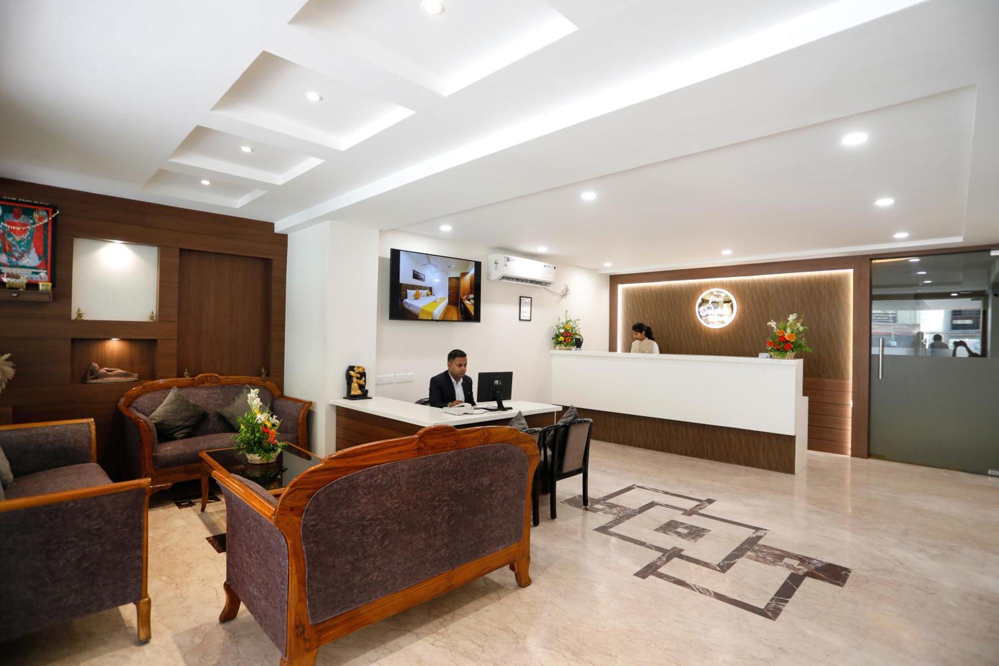 Hotel Dolphin International Varanasi Luaran gambar